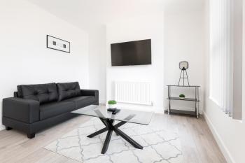 Spacious 5-Bed House Sleeps 10 - 2 Bathrooms - Parking - Near Anfield, Liverpool (fotografie 4)