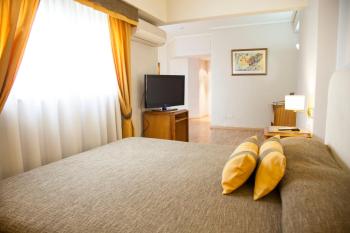 Tritone Hotel, Буэнос-Айрес (фото 5)