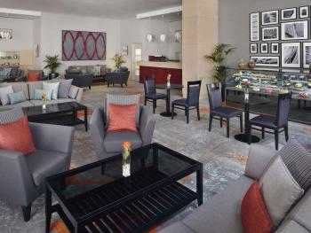 Mövenpick Hotel & Apartments Bur Dubai, Dubaj (zdjęcie 4)