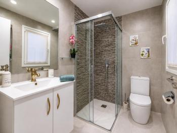 Luxury Old Town Apartment - Terrace and Private Parking, Bilbao (fotografie 3)