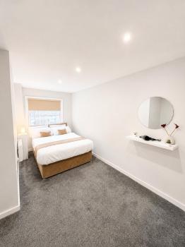 Modern 1 Bedroom Apartment, Prime Location in Liverpool City Centre, Liverpool (photo 5)