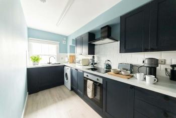 Stylish 1 Bedroom Apartment in Central Liverpool, Liverpool (photo 3)