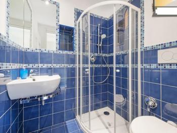 Cheap and Chic Studios at Coliseum, Rome (photo 4)