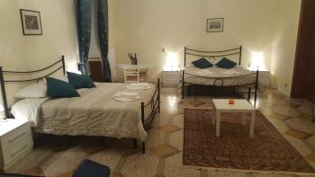 Garden Suite, Janov (fotografie 2)