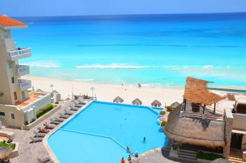 AR Cancun Plaza, Cancún (photo 3)