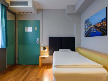 ibis Köln Frechen, Cologne (photo 4)