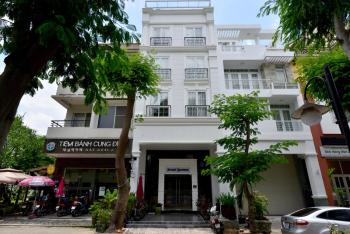 Phu My Hung - Saigon South Serviced Apartments 2 - Near Vivo City Mall, Ho Chi Minh City (photo 2)