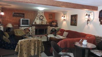 Germanos Studios, Като-Лутраки (фото 5)