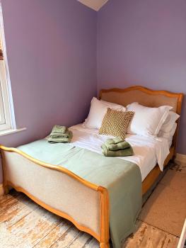 Charming nicely renovated terrace, Liverpool (photo 2)