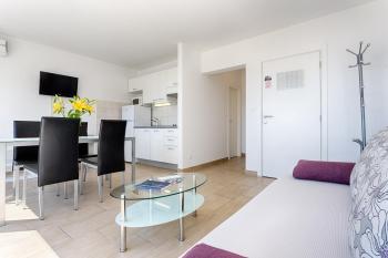 Adriatic Queen Rooms & Apartments, Split (photo 4)