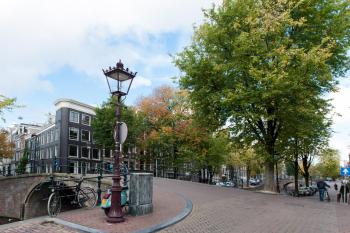 JoyJoyJoy the White Wilde ecolicious studio in a historic Canalhouse from 1799 with terrace at the canals, Amsterdam (photo 4)