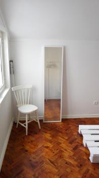 White cosy apartment, Lisabon (fotografie 3)