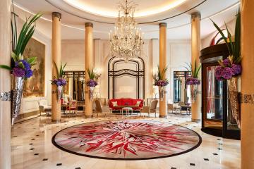 Hotel Plaza Athenee - Dorchester Collection