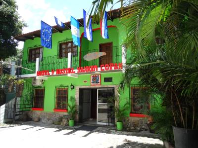 Hotel & Hostal Yaxkin Copan