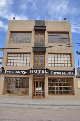 Hotel Portal del Río