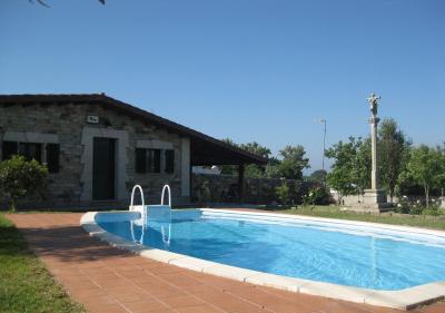 Casa Rústica Piscina, Apartadiño