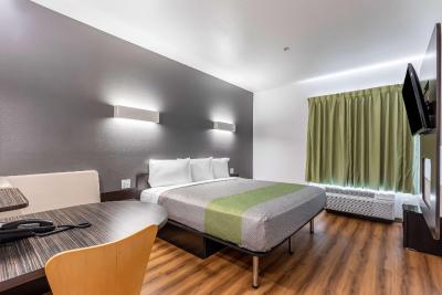 Motel 6-Las Vegas, NV - Motor Speedway