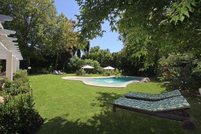 Beluga of Constantia Guest House