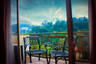 Hotel Lakefield