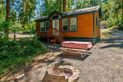 Chehalis Camping Resort Cottage 1