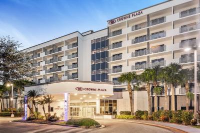 Crowne Plaza Orlando - Lake Buena Vista, an IHG Hotel