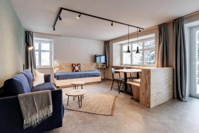Belmont- Apartment Haus