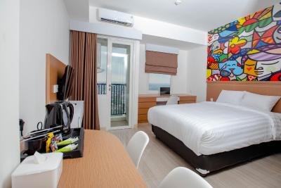 Urban Express HomTel - Serpong