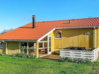 6 person holiday home in Hemmet