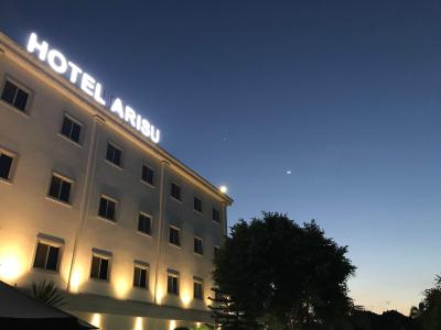 Review Hotel Arisu
