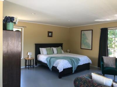 The French Quarter accommodation in Katikati