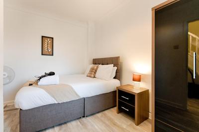 Parking, Tv in Every Bedroom!
