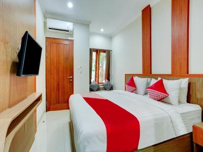 Capital O Vin Stay Petanu Bali