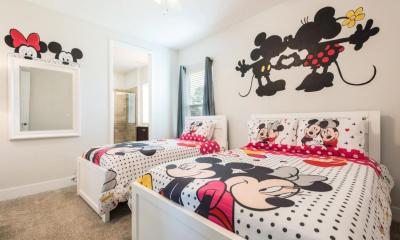 Stylish 5 Bdrm Home with Themed Bedroom at Reunion