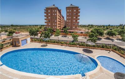 Nice Apartment In Cabanes With 2 Bedrooms, Wifi And Outdoor Swimming Pool