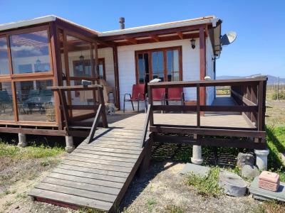 Amplia y acogedora Casa, a 10 min de playa en auto