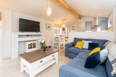 Beach Lodge - Aldeburgh Coastal Cottages