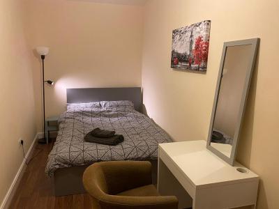 Cosy Ealing Homestay