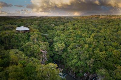 Rio Perdido Hotel & Thermal River