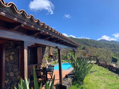 Villa El Topo by Rural La Palma