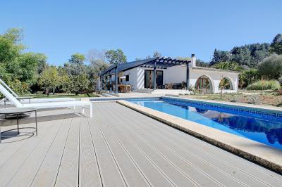 Villa Roca Verde by Slow Villas