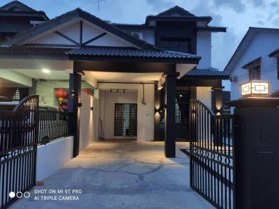 55 homestay 4-bedrooms guesthouse in Bukit Bakri Muar Johor