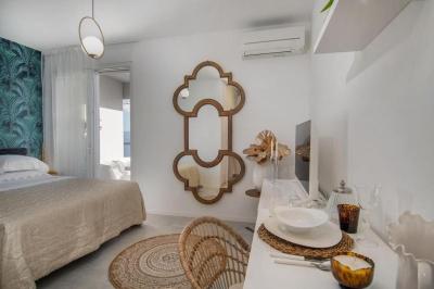 Zigo modern studio apartment near beach