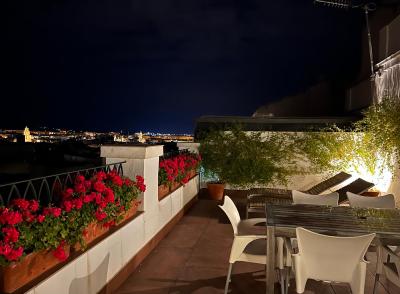 Apartamentos Alfonso XIII Parking