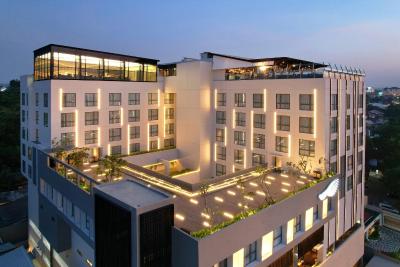 Review Hotel Aruss Semarang