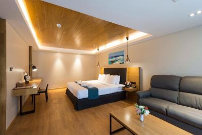 Asana Hotel & Residence