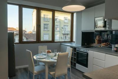 Jasmine Central Apartment