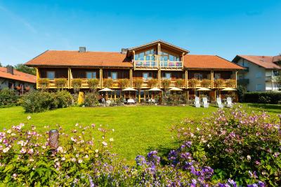 Hotel An der Brunnader - Die Therme befindet sich 4 Geh-Minuten entfernt
