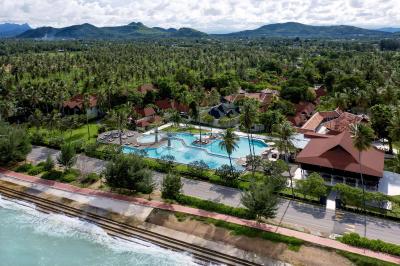 Wyndham Hua Hin Pranburi Resort & Villas