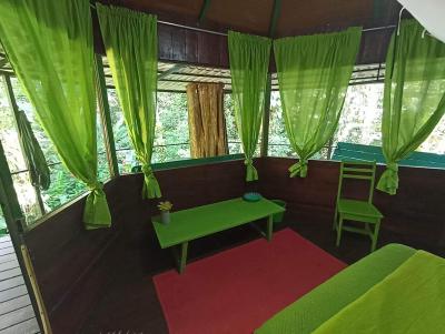 Finca Valeria Treehouses Glamping