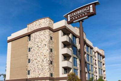 Staybridge Suites Las Vegas - Stadium District
